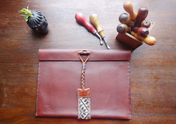 The leather Clutch Bag